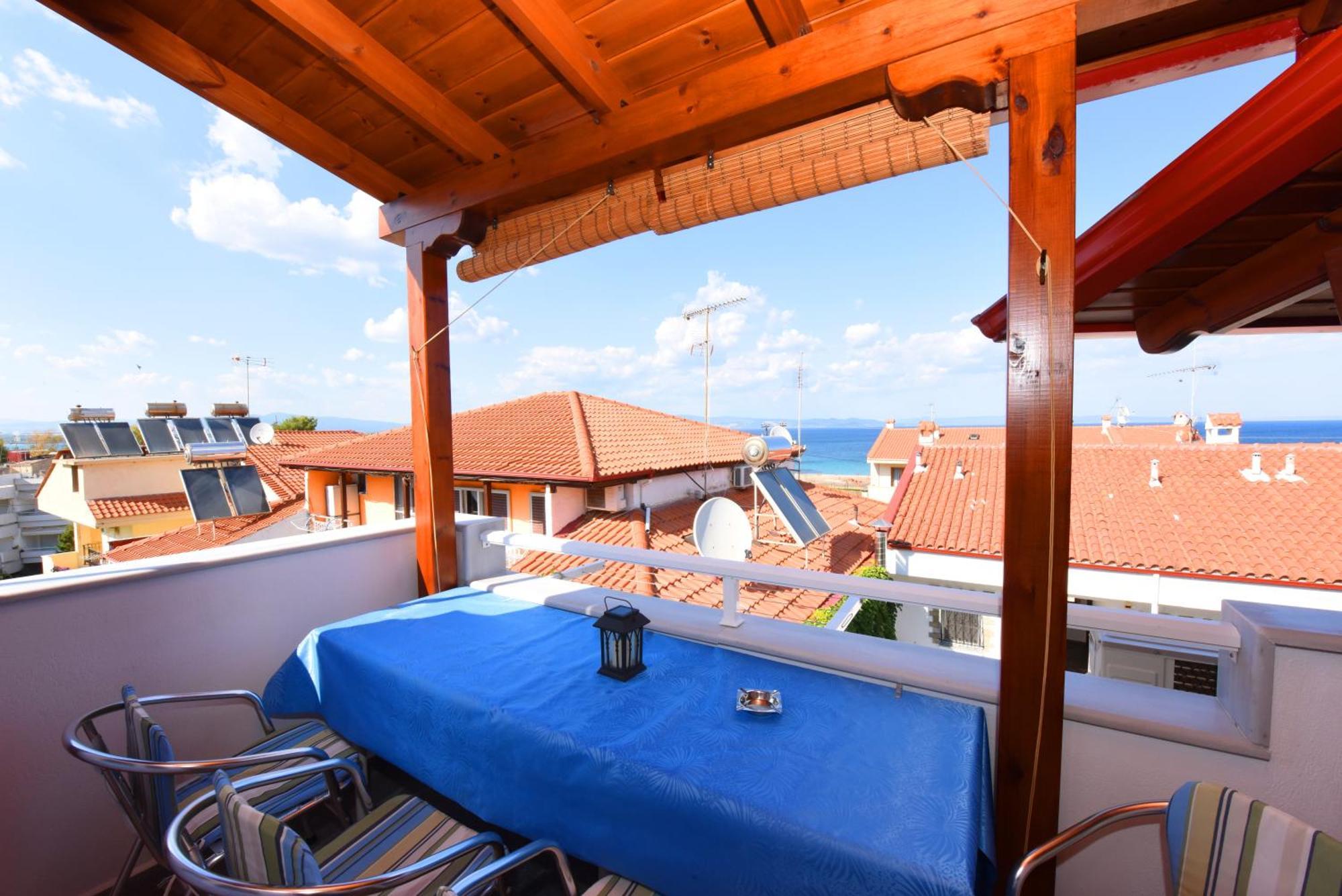 Haus Niko Apartments And Suites Nea Poteidaia Quarto foto