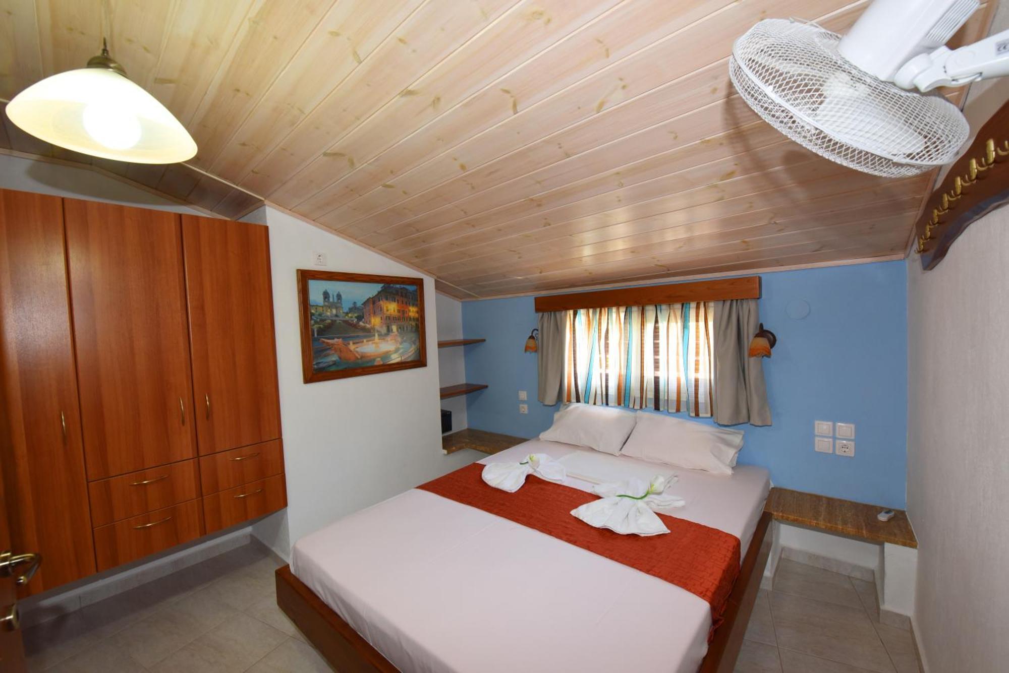 Haus Niko Apartments And Suites Nea Poteidaia Quarto foto